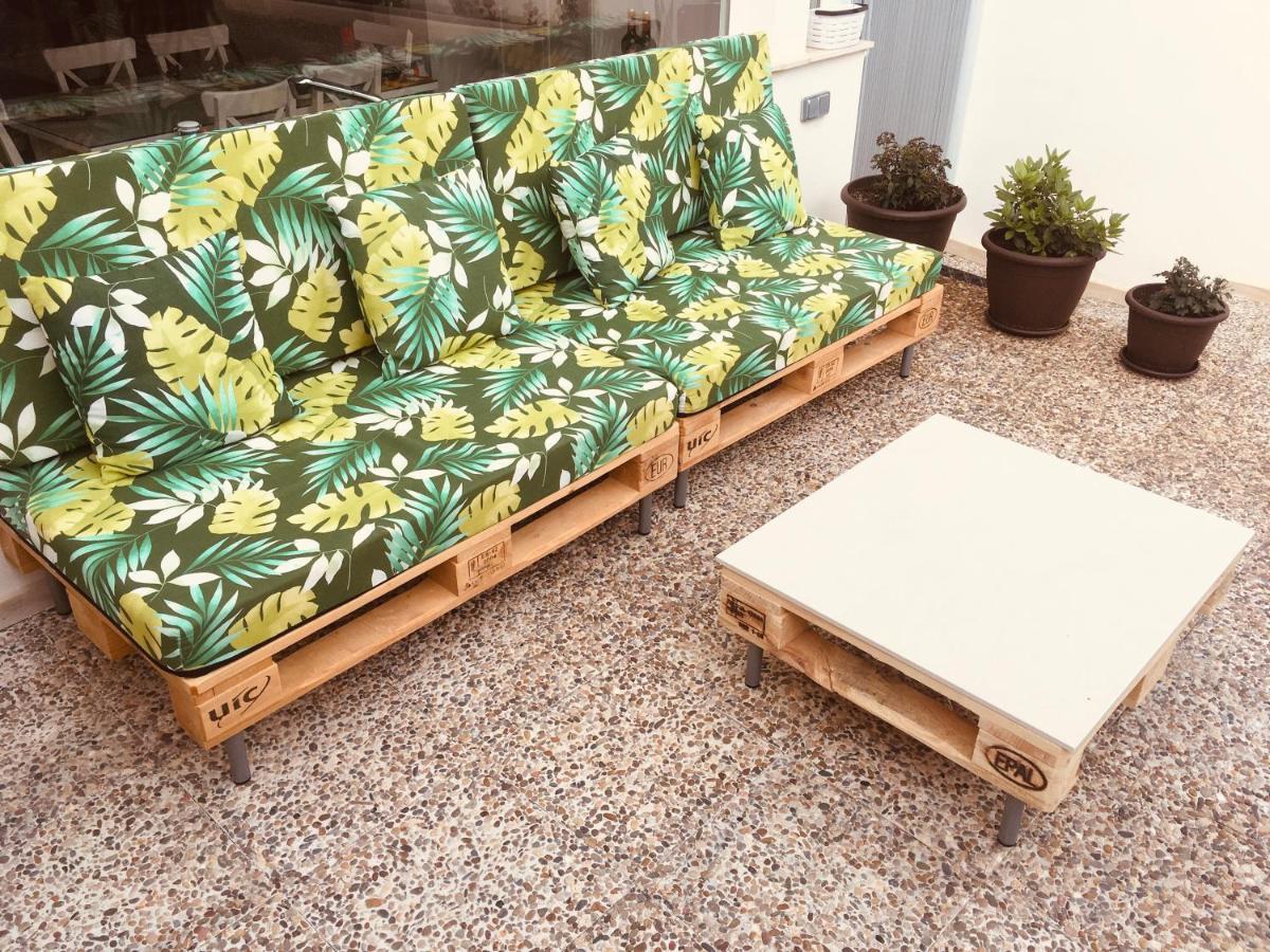 Apartamento Acogedora Casa con Patio en El Tiemblo  Exterior foto